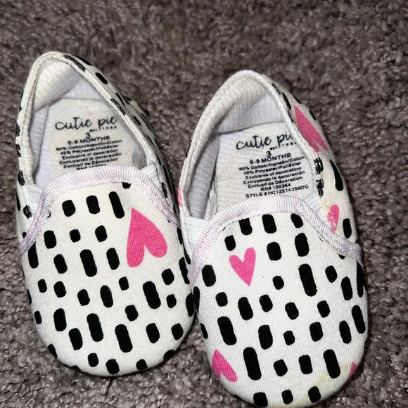 Baby Girl Shoe Bundle - Picture 11 of 16
